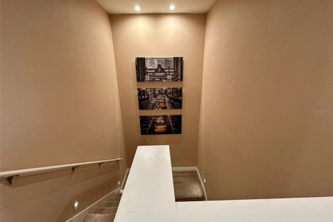 Touwnhouse à vendre à Kissimmee, Floride: 4 chambres, 218.88 m2 № 1122262 - photo 13