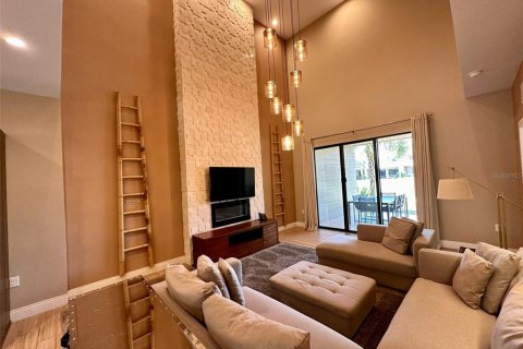 Touwnhouse à vendre à Kissimmee, Floride: 4 chambres, 218.88 m2 № 1122262 - photo 7