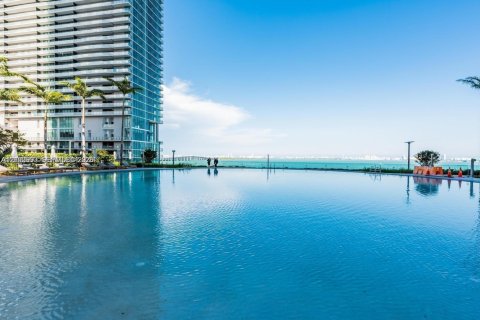 Condo in Miami, Florida, 2 bedrooms  № 2409045 - photo 25