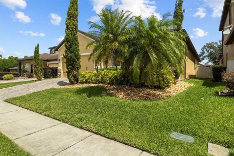 House in Orlando, Florida 4 bedrooms, 196.21 sq.m. № 1690766 - photo 2