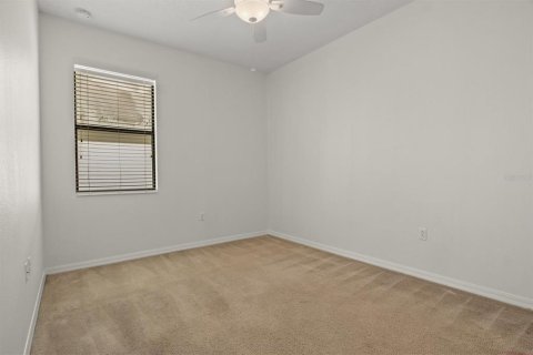 House in Orlando, Florida 4 bedrooms, 196.21 sq.m. № 1690766 - photo 27