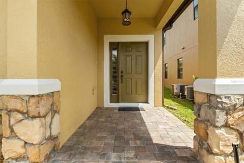 House in Orlando, Florida 4 bedrooms, 196.21 sq.m. № 1690766 - photo 5