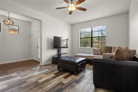 House in Orlando, Florida 4 bedrooms, 196.21 sq.m. № 1690766 - photo 8