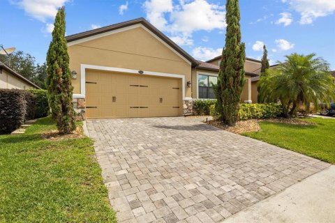 House in Orlando, Florida 4 bedrooms, 196.21 sq.m. № 1690766 - photo 3