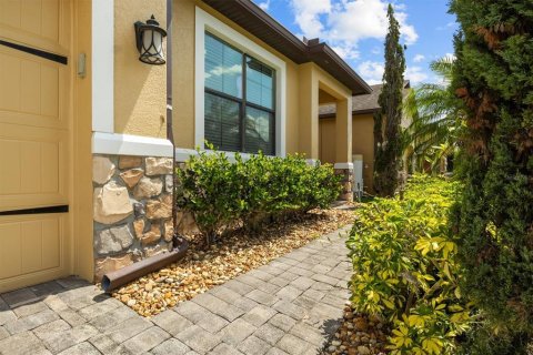 House in Orlando, Florida 4 bedrooms, 196.21 sq.m. № 1690766 - photo 4