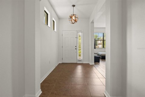 House in Orlando, Florida 4 bedrooms, 196.21 sq.m. № 1690766 - photo 6