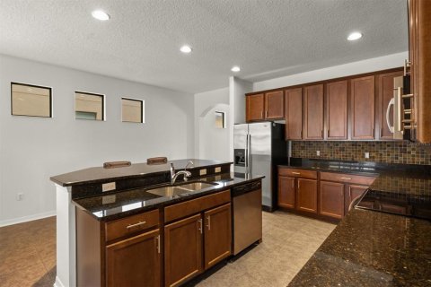 House in Orlando, Florida 4 bedrooms, 196.21 sq.m. № 1690766 - photo 12