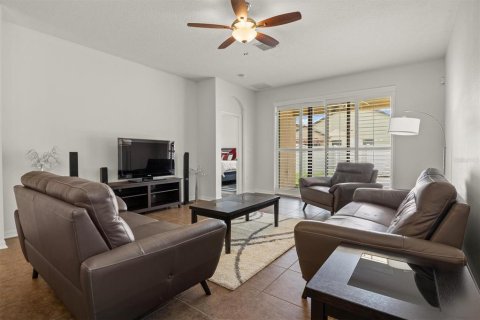 House in Orlando, Florida 4 bedrooms, 196.21 sq.m. № 1690766 - photo 16
