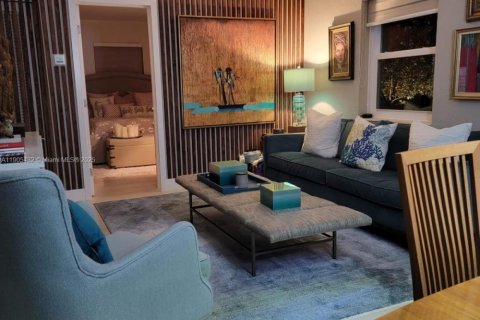 Снять в аренду виллу или дом в Форт-Лодердейл, Флорида 2 спальни, 81.29м2, № 1956179 - фото 4