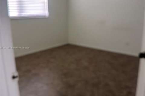 Condominio en alquiler en Sunrise, Florida, 2 dormitorios, 78.97 m2 № 1964280 - foto 3