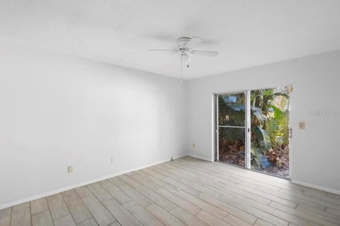 Casa en alquiler en Orlando, Florida, 3 dormitorios, 179.95 m2 № 1717402 - foto 14