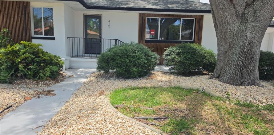Casa en Saint Pete Beach, Florida 2 dormitorios, 136.01 m2 № 2386492