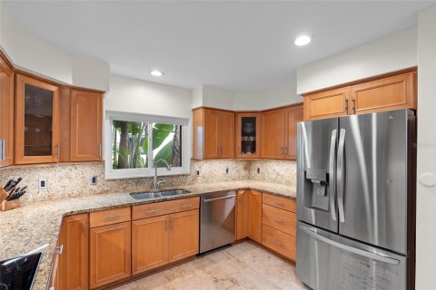 House in Tampa, Florida 3 bedrooms, 252.14 sq.m. № 1894319 - photo 10
