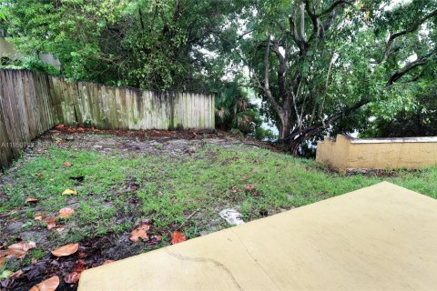 Casa en venta en North Lauderdale, Florida, 4 dormitorios, 133.78 m2 № 2027094 - foto 25