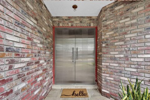 Villa ou maison à vendre à Coral Springs, Floride: 4 chambres, 244.33 m2 № 1895908 - photo 5