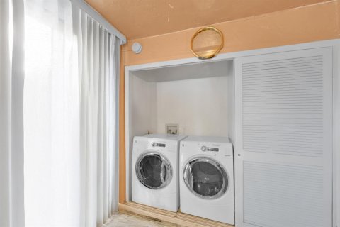 Condo in Boynton Beach, Florida, 3 bedrooms  № 2086508 - photo 12