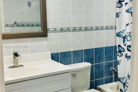 Снять в аренду кондоминиум в Санни-Айлс-Бич, Флорида 1 спальня, 50.54м2, № 2056426 - фото 7