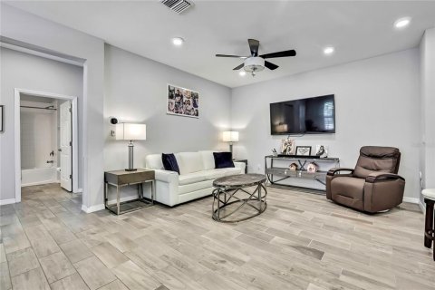Adosado en venta en Lutz, Florida, 4 dormitorios, 194.91 m2 № 1894640 - foto 12
