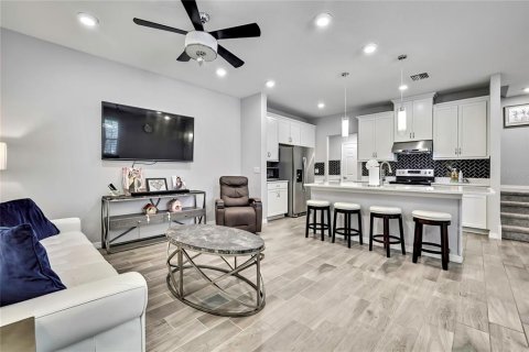 Adosado en venta en Lutz, Florida, 4 dormitorios, 194.91 m2 № 1894640 - foto 10