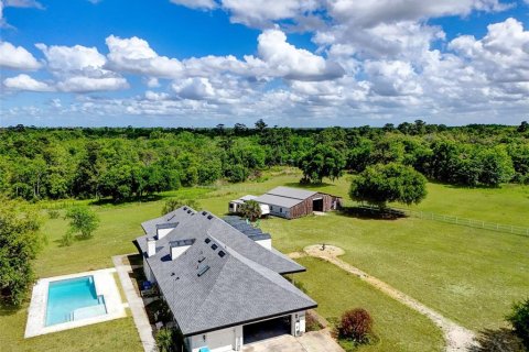 Immobilier commercial à vendre à Oviedo, Floride: 532.98 m2 № 2229657 - photo 9