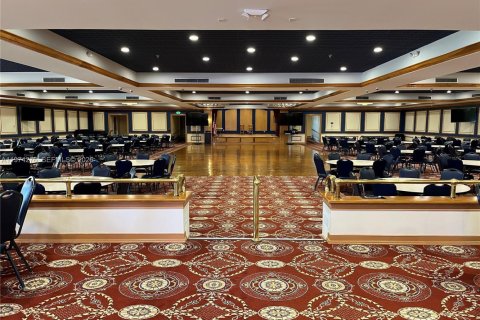 Condo in Pembroke Pines, Florida, 2 bedrooms  № 2036253 - photo 18