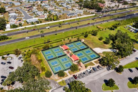 Condo in Sun City Center, Florida, 2 bedrooms № 2208053 - photo 26