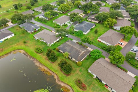 Condo in Sun City Center, Florida, 2 bedrooms № 2208053 - photo 4