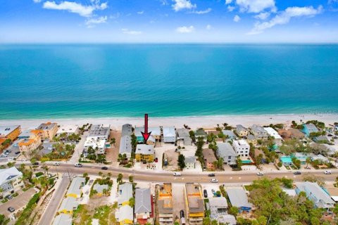 Condominio en alquiler en Indian Rocks Beach, Florida, 2 dormitorios, 92.44 m2 № 1903436 - foto 1