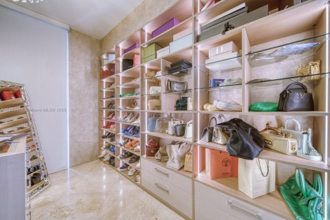 Condo in Aventura, Florida, 2 bedrooms  № 2016894 - photo 21