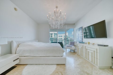 Condo in Aventura, Florida, 2 bedrooms  № 2016894 - photo 17