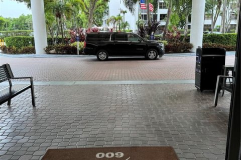 Condominio en venta en Aventura, Florida, 2 dormitorios, 109.72 m2 № 1806221 - foto 27