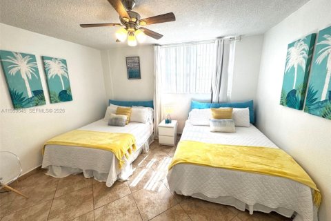 Copropriété à louer à Hollywood, Floride: 1 chambre, 81.2 m2 № 2025783 - photo 3