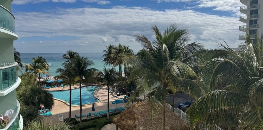 Condo à Hollywood, Floride, 1 chambre  № 2025783