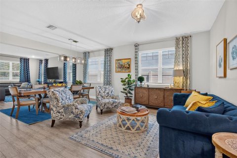 Villa ou maison à vendre à Seminole, Floride: 4 chambres, 275.27 m2 № 2273182 - photo 8