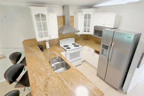 Villa ou maison à vendre à Homestead, Floride: 3 chambres, 146.23 m2 № 1896924 - photo 9
