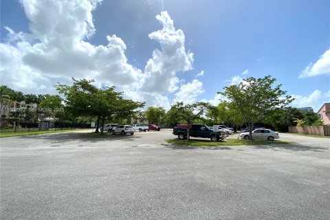 Copropriété à louer à Doral, Floride: 1 chambre, 71.53 m2 № 1987610 - photo 15