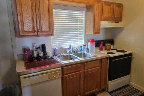 Dúplex en venta en Lake Wales, Florida, 2 dormitorios, 79.71 m2 № 1733737 - foto 11