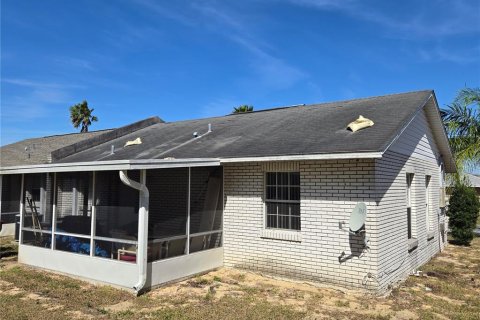 Dúplex en venta en Lake Wales, Florida, 2 dormitorios, 79.71 m2 № 1733737 - foto 3
