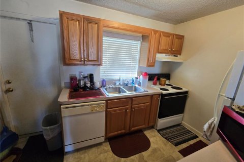 Dúplex en venta en Lake Wales, Florida, 2 dormitorios, 79.71 m2 № 1733737 - foto 10