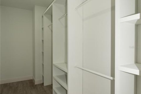 Casa en venta en Tampa, Florida, 4 dormitorios, 171.87 m2 № 2145459 - foto 29