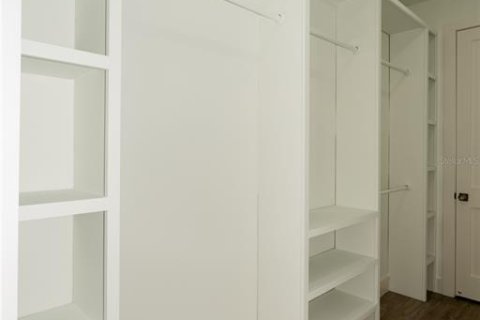 Casa en venta en Tampa, Florida, 4 dormitorios, 171.87 m2 № 2145459 - foto 30