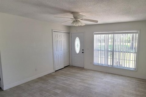 Villa ou maison à vendre à DeLand, Floride: 3 chambres, 88.26 m2 № 2310723 - photo 3