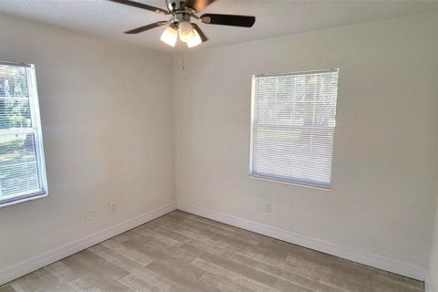 Villa ou maison à vendre à DeLand, Floride: 3 chambres, 88.26 m2 № 2310723 - photo 15