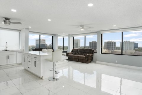 Купить кондоминиум в Уэст-Палм-Бич, Флорида 4 комнаты, 110.93м2, № 2146929 - фото 12