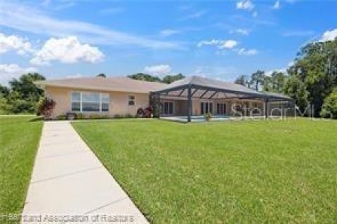 House in Lake Placid, Florida 5 bedrooms, 369.66 sq.m. № 1918597 - photo 18
