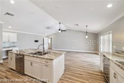 House in Lake Placid, Florida 5 bedrooms, 369.66 sq.m. № 1918597 - photo 17