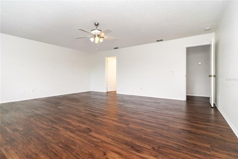 Casa en venta en Orlando, Florida, 4 dormitorios, 211.35 m2 № 1901836 - foto 16