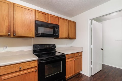 Casa en venta en Orlando, Florida, 4 dormitorios, 211.35 m2 № 1901836 - foto 13