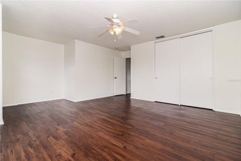 Casa en venta en Orlando, Florida, 4 dormitorios, 211.35 m2 № 1901836 - foto 8