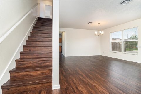 Casa en venta en Orlando, Florida, 4 dormitorios, 211.35 m2 № 1901836 - foto 5